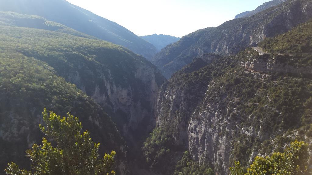 Gorges Du Verdon - Lac Sainte-Croix Montagnac  Eksteriør billede